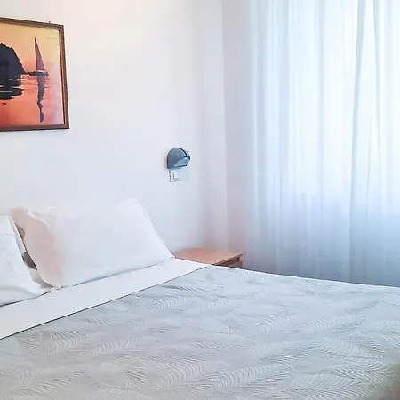 Premuda Споторно